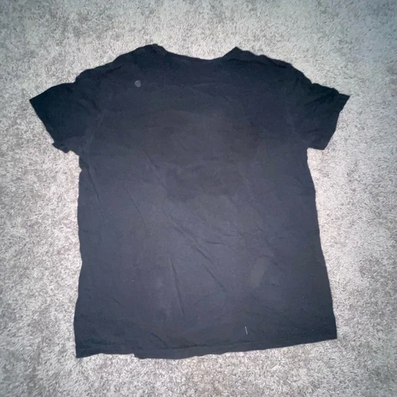 GAP Black Short Sleeve Tee with Graphic Design - Picture 3 of 3